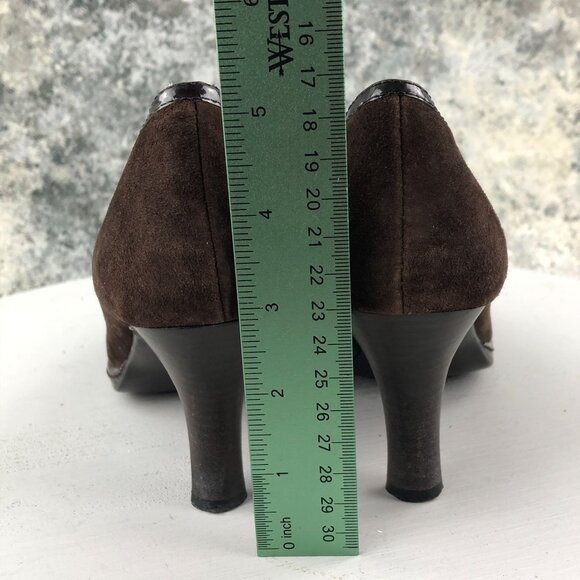 SOFFT Women's 7M Brown Suede Patent Leather Trim Peep Toe High Heel Pumps - Picture 5 of 13